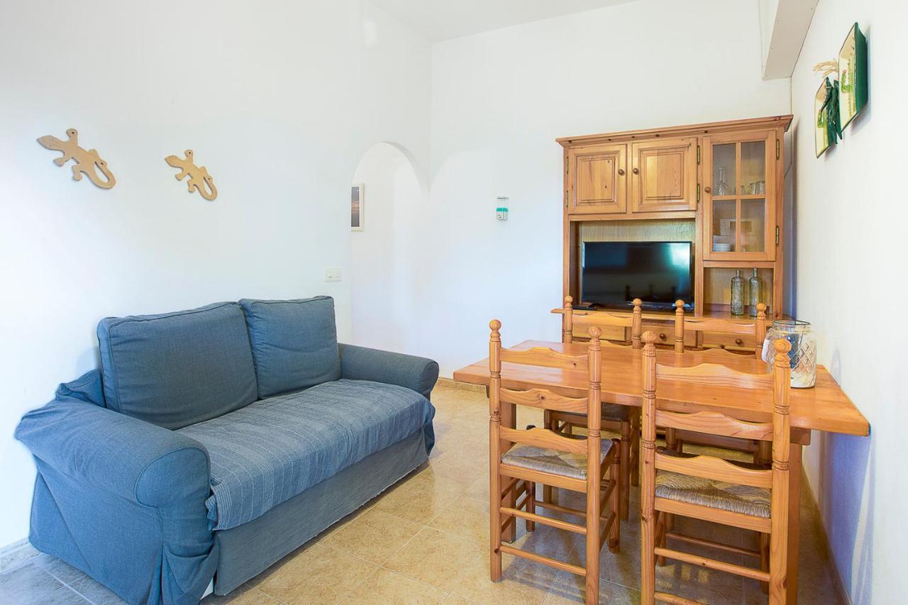 Apartamentos Molina 9-10-11 Es Caló Exterior foto